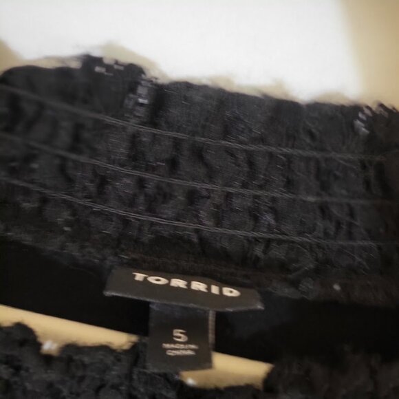 Torrid Black lace and black fabric dress size 5x plus Host Pick - Picture 4 of 4